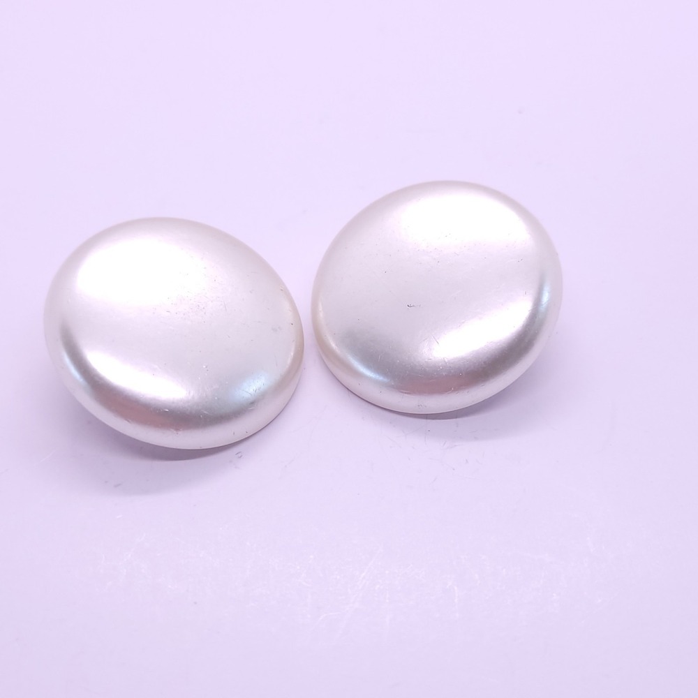 Vintage Japan Oversized Faux Pearl Button Clip-On Earrings 31.6mm MCM